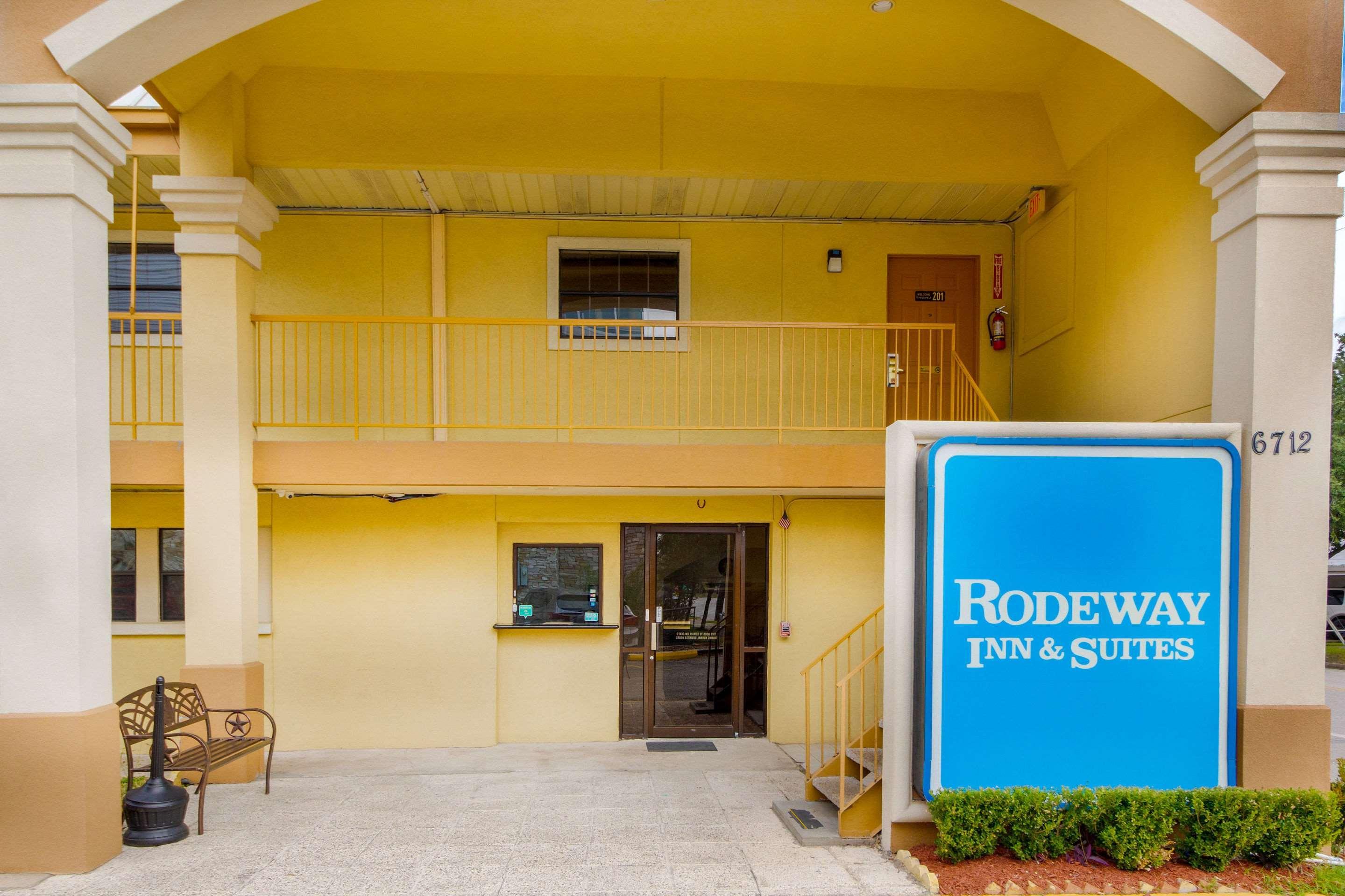 Rodeway Inn & Suites Houston Near Medical Center Экстерьер фото